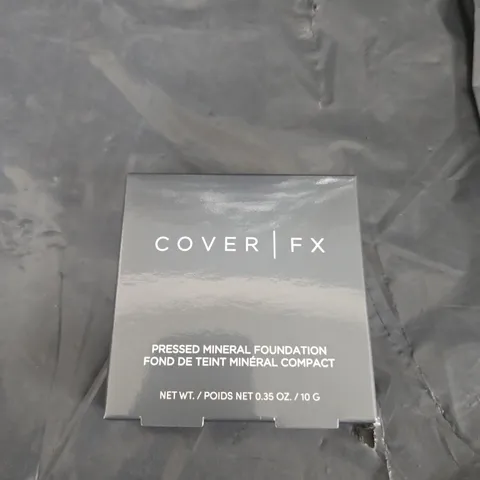 BOX OF APPROXIMATELY 20 COVER FX PRESSED MINERAL FOUNDATION