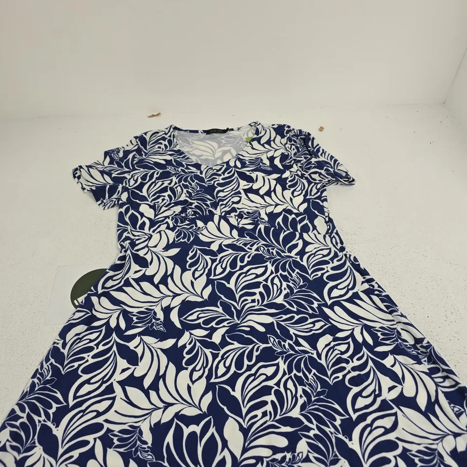 SUGAR CRISP LADIES SHORT SLEEVE MIDI DRESS – BLUE & WHITE LEAF PRINT, UK SIZE L