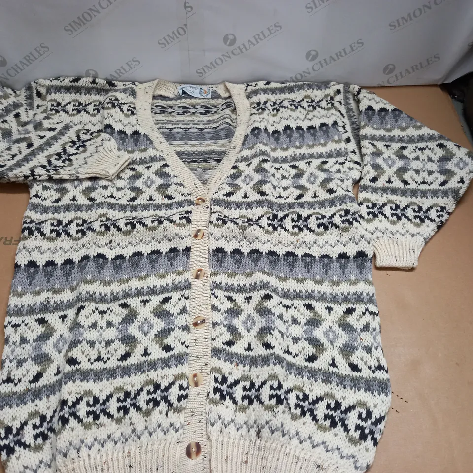 LOT OF APPROXIMATELY 15 AS NEW OPEN DITCH CARDIGANS - SIZE UNSPECIFIED