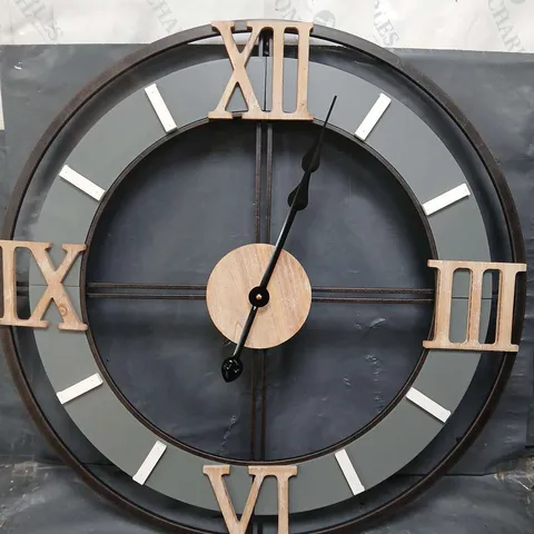 BOXED WIDDOP WALL CLOCK