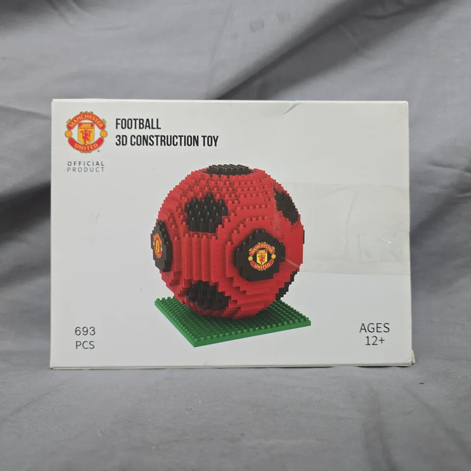 BOXED MANCHESTER UNITED FOOTBALL 3D CONSTRUCTION TOY
