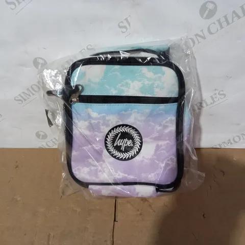 HYPE CLOUD FADE LUNCHBOX