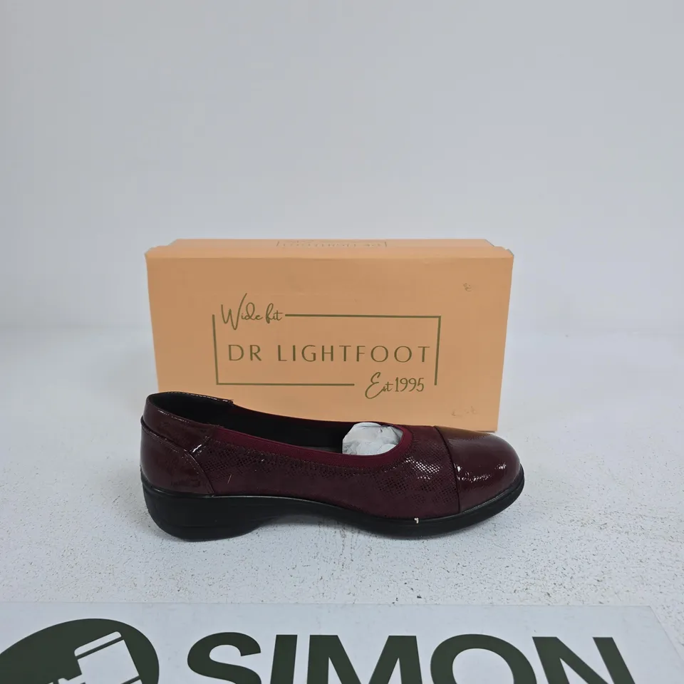 DR LIGHTFOOT CAROLINE BURGUNDY WIDE-FIT SHOE – BOXED UK7