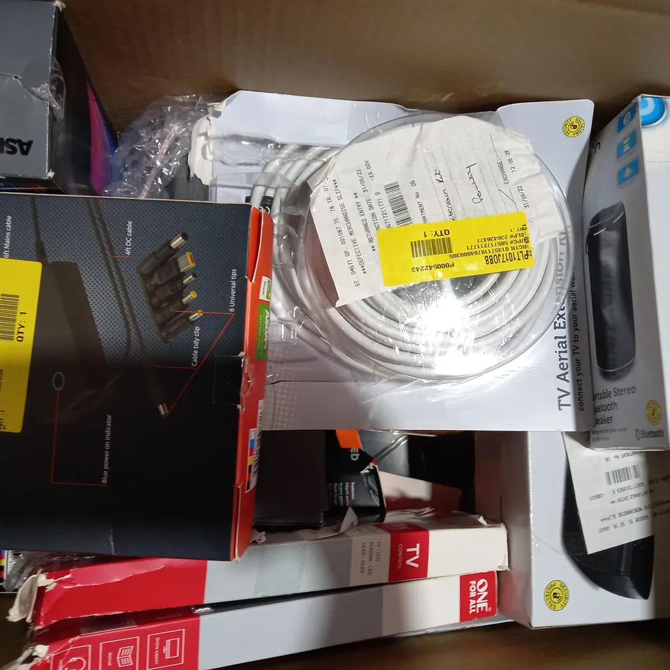 BOX OF APPROXIMATELY 20 ASSORTED HOUSEHOLD ITEMS TO INCLUDE POLAROID DAB+ RADIO, ONN LANDLINE PHONE, ASDA TECH BLUETOOTH SPEAKER, ETC