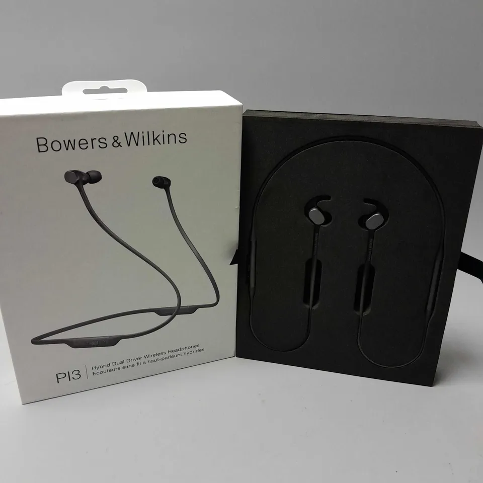 BOXED BOWERS & WILKINS PI3 DUAL DRIVER WIRELESS HEADPHONES 
