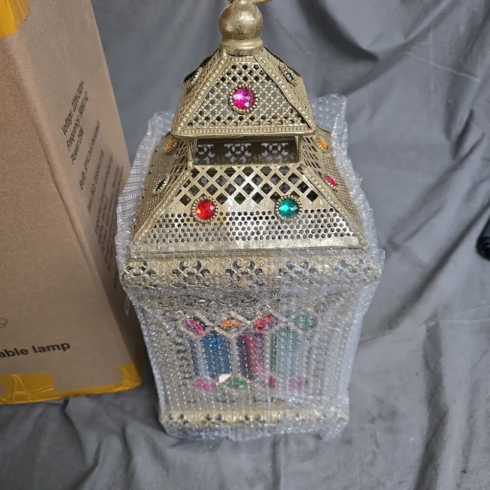 MOROCCAN TABLE LAMP – LANTERN-STYLE WITH CRYSTAL ACCENTS