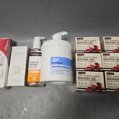 APPROXIMATEY 15 HEALTH AND BEAUTY PRODUCTS TO INCLUDE BATANA OIL, BOOTS MOISTURISING CREAM, AND CLINICARE SUN SHIELD CREAM ETC. - COLLECTION ONLY