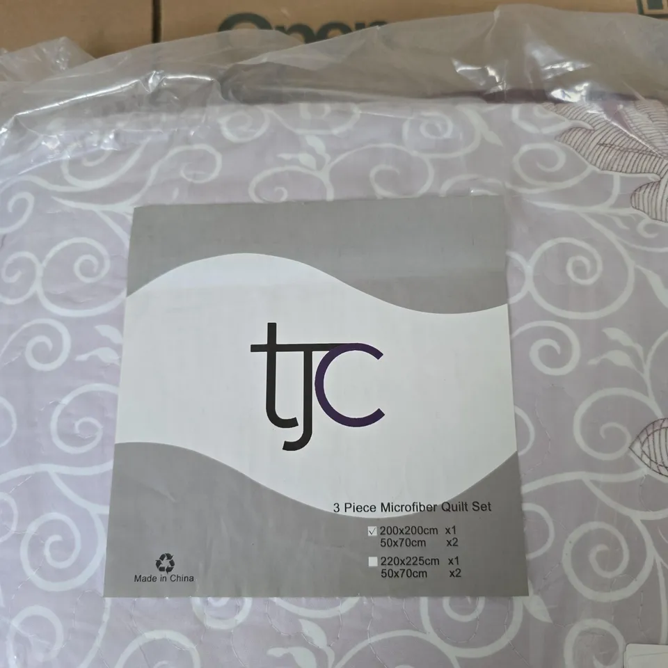 TJC 3 PIECE MICROFIBER QUILT SET – 200X200CM (2X50X70CM PILLOWCASES) OR 220X225CM