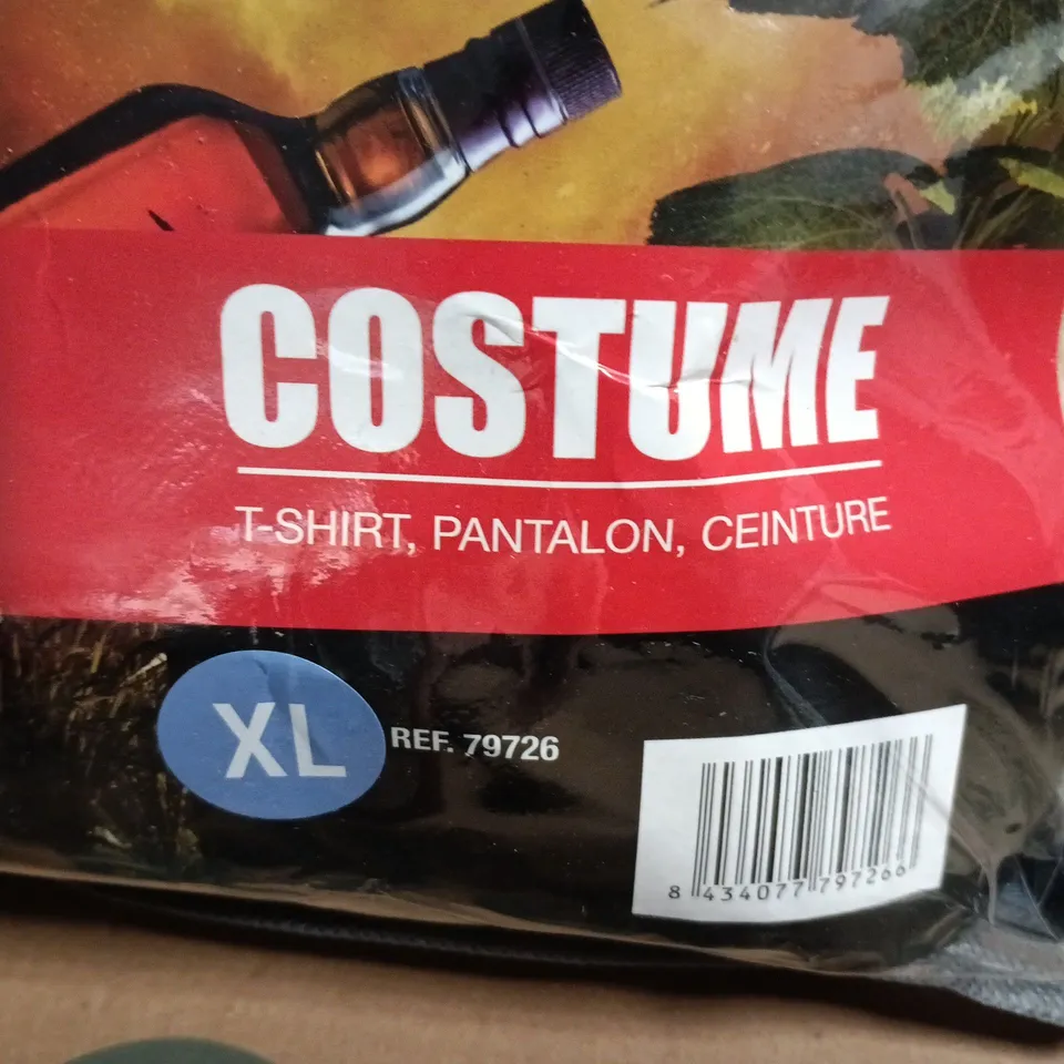 FIESTAS GUIRCA COSTUME SET – T-SHIRT, TROUSERS & BELT (XL) – FANCY DRESS