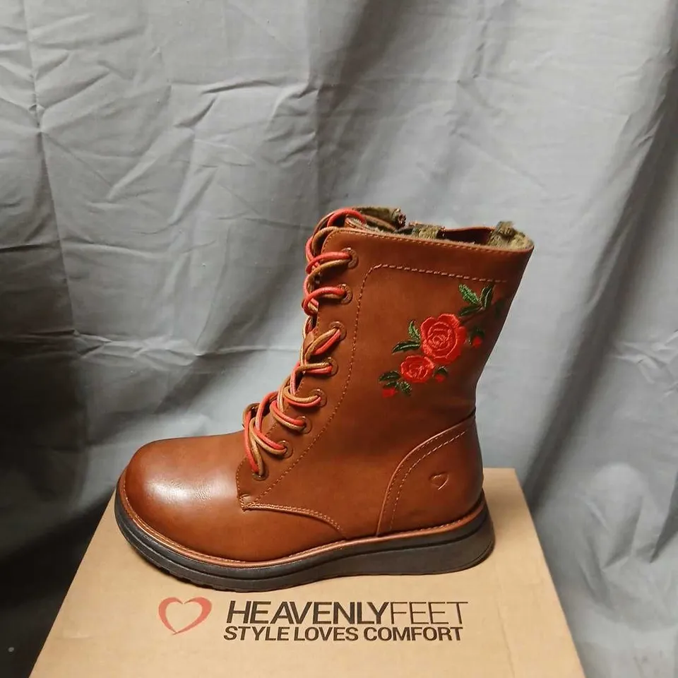 HEAVENLY FEET MARTINA4 ROSE BOOTS – TAN, UK5