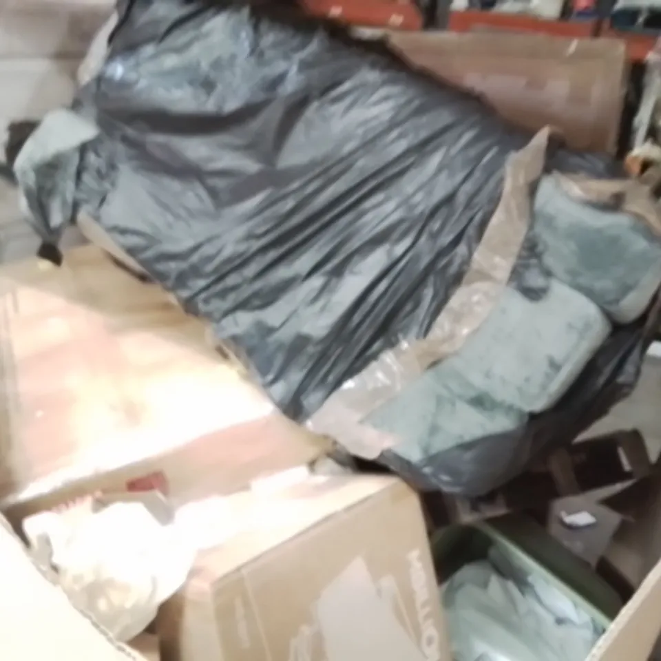 PALLET OF ASSORTED HOUSEHOLD GOODS AND PRODUCTS TO INCLUDE;STORAGE BOX,PUSH TROLLEY SUITCASE 