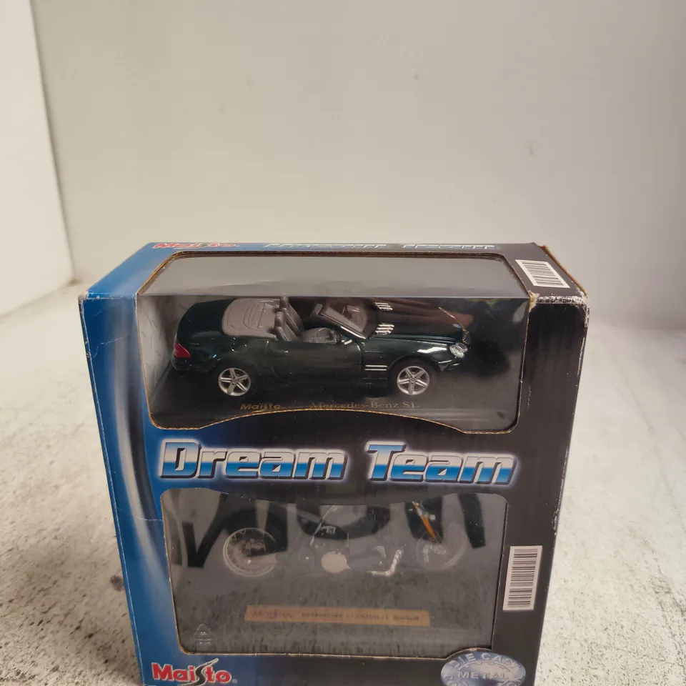 Maisto Dream Team Mercedes-Benz SL die-cast car AND MUNCH MAMMUT 2000 BIKE