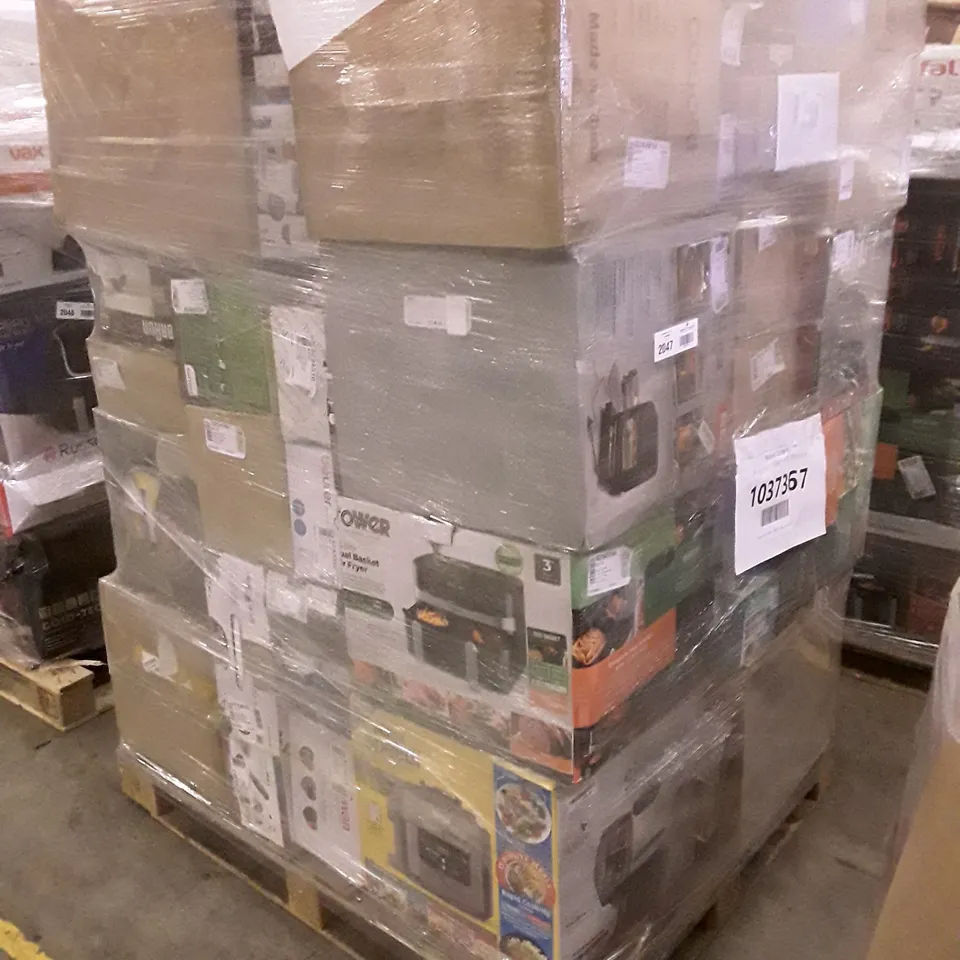 PALLET OF APPROXIMATELY 65 ASSORTED HOUSEHOLD & ELECTRICAL ITEMS INCLUDING