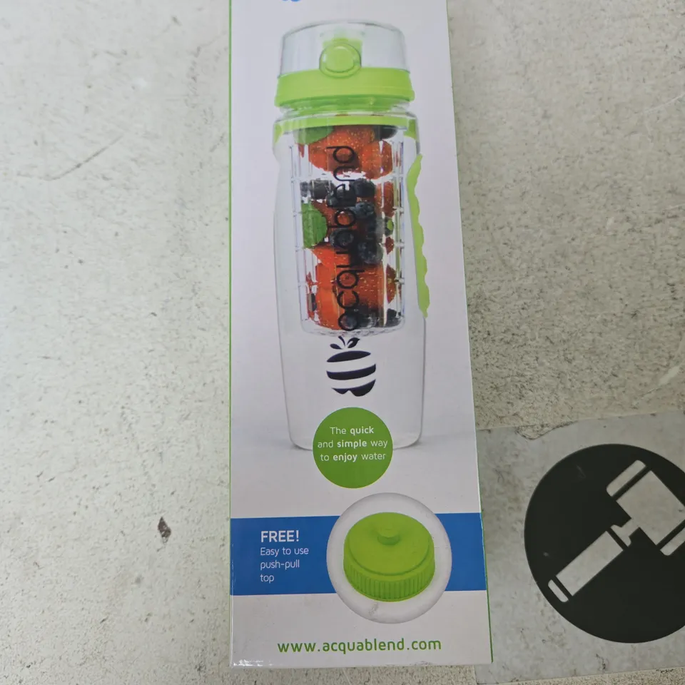 ACQUABLEND SINGLE WALL FRUIT INFUSER WATER BOTTLE – 900 ML (32 FL OZ)