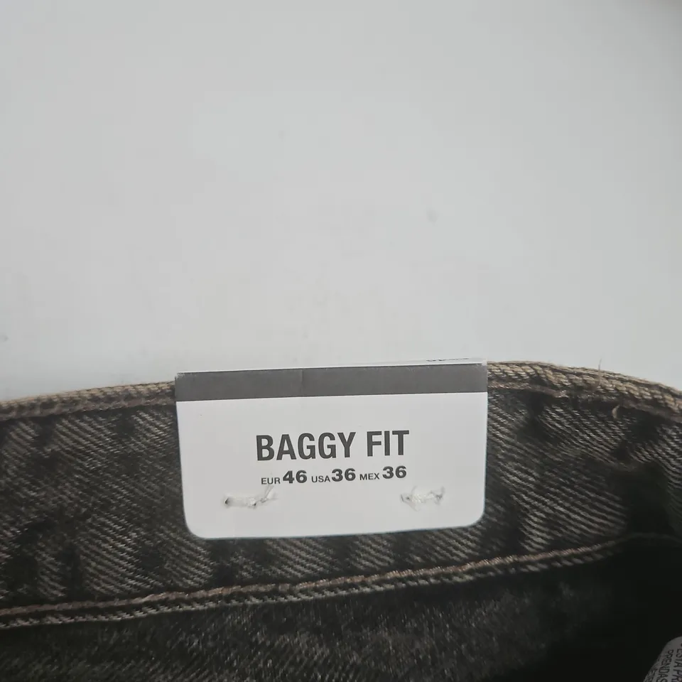 PULL&BEAR BAGGY FIT JEANS – MEN'S DENIM, UK 36 (EU 46 / US 36)
