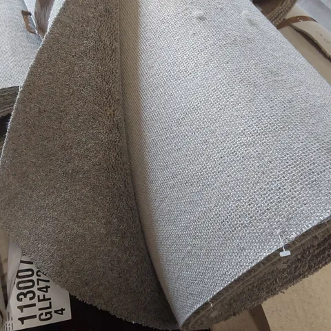 ROLL OF QUALITY CRESTA DIM HEATHERS CARPET - APPROXIMATELY 4 x 5m