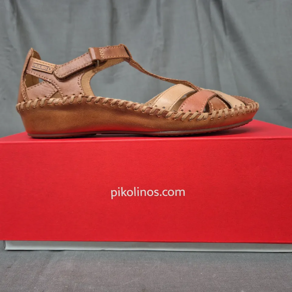 BOXED PAIR OF PIKOLINOS SANDALS IN BROWN EU SIZE 37