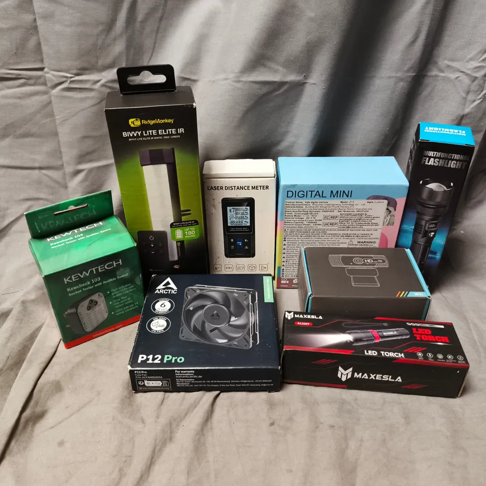 APPROXIMATELY 12 ASSORTED ITEMS TO INCLUDE LED TORCH, ARCTIC P12PRO, KEWTECH KEWCHECK 103, ETC