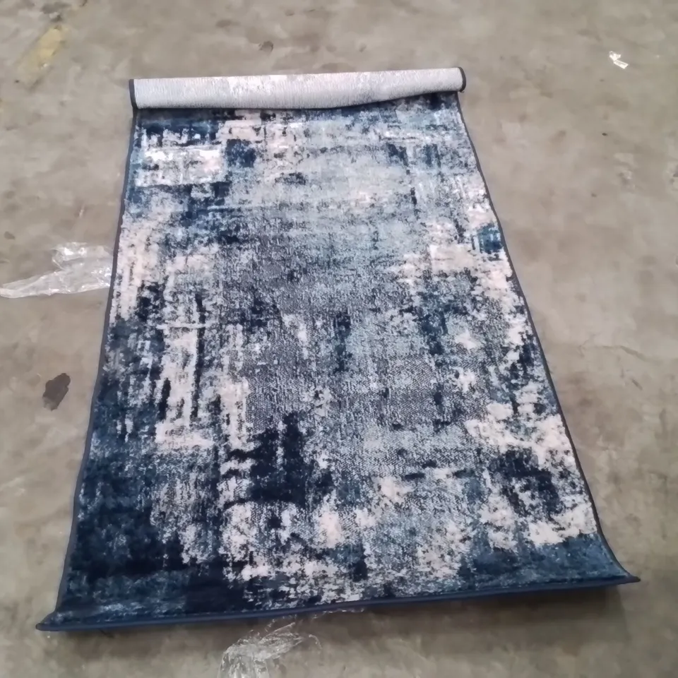 QUALITY DESIGNER AREA RUG - APPROXIMATELY 150X80CM