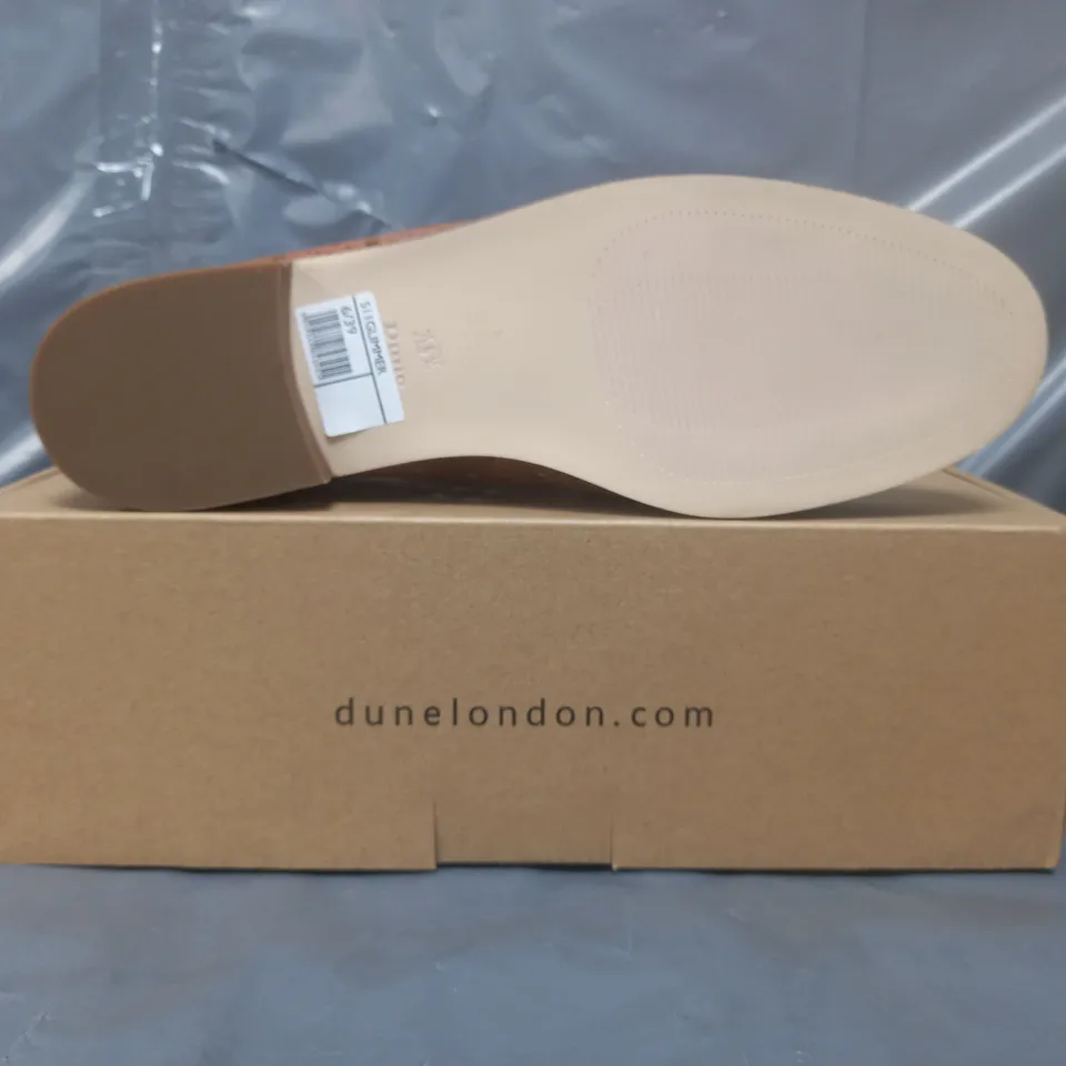 BOXED PAIR OF DUNE LONDON GLIMMERED LOAFERS IN TAN SIZE 6