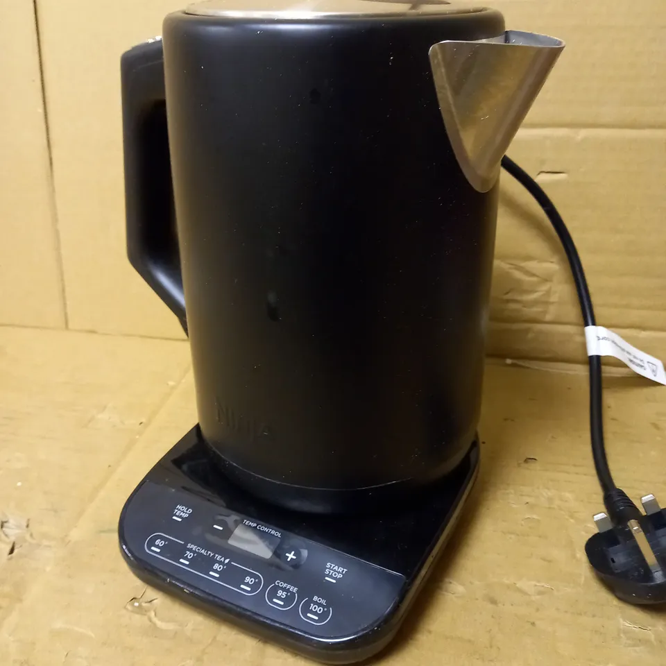 NINJA PERFECT TEMPERATURE KETTLE KT200UK