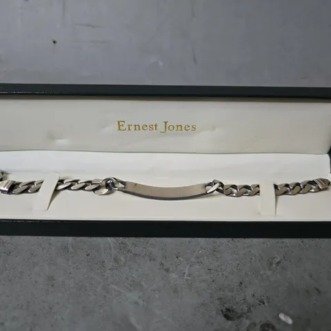 BOXED ERNEST JONES CLASP BRACELET 