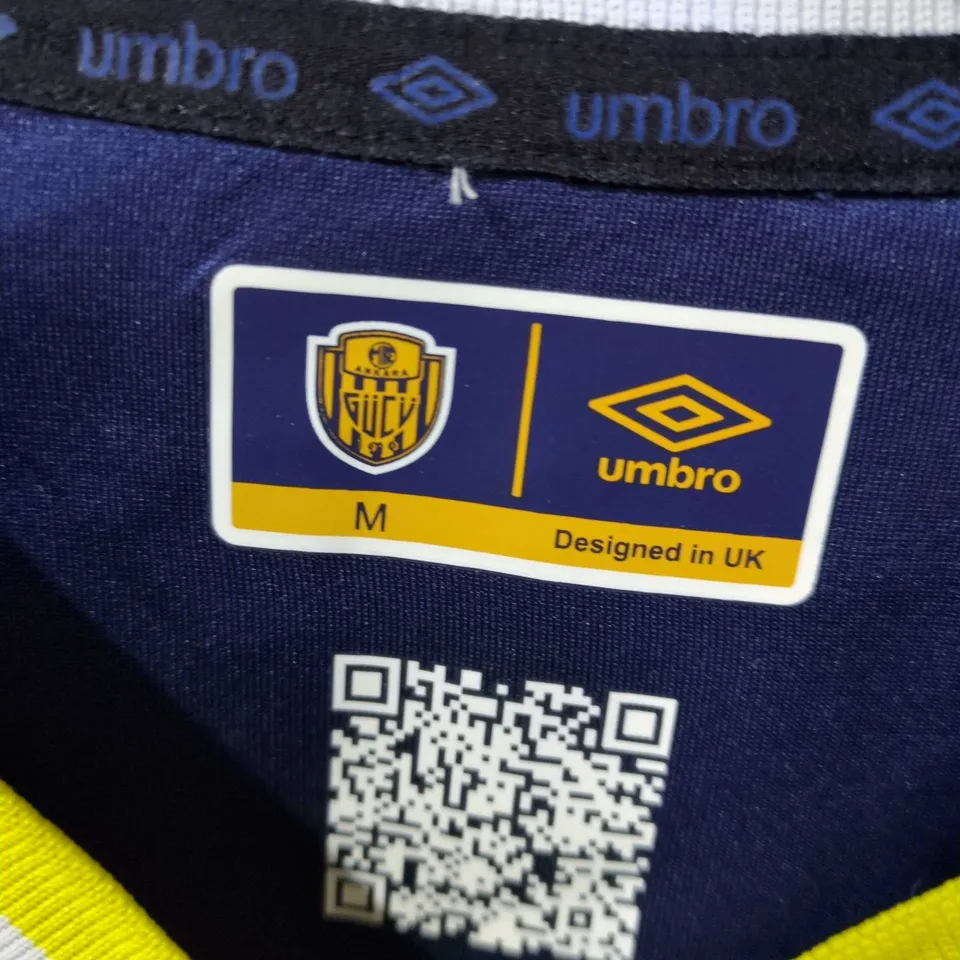 UMBRO ANKARA GÜCÜ FOOTBALL SHIRT – NAVY & YELLOW STRIPE, CLUB CREST 