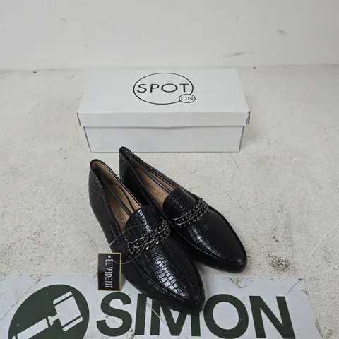SPOT ON LADIES CROC-EFFECT PU LOAFERS – BLACK – UK 3 WIDE FIT