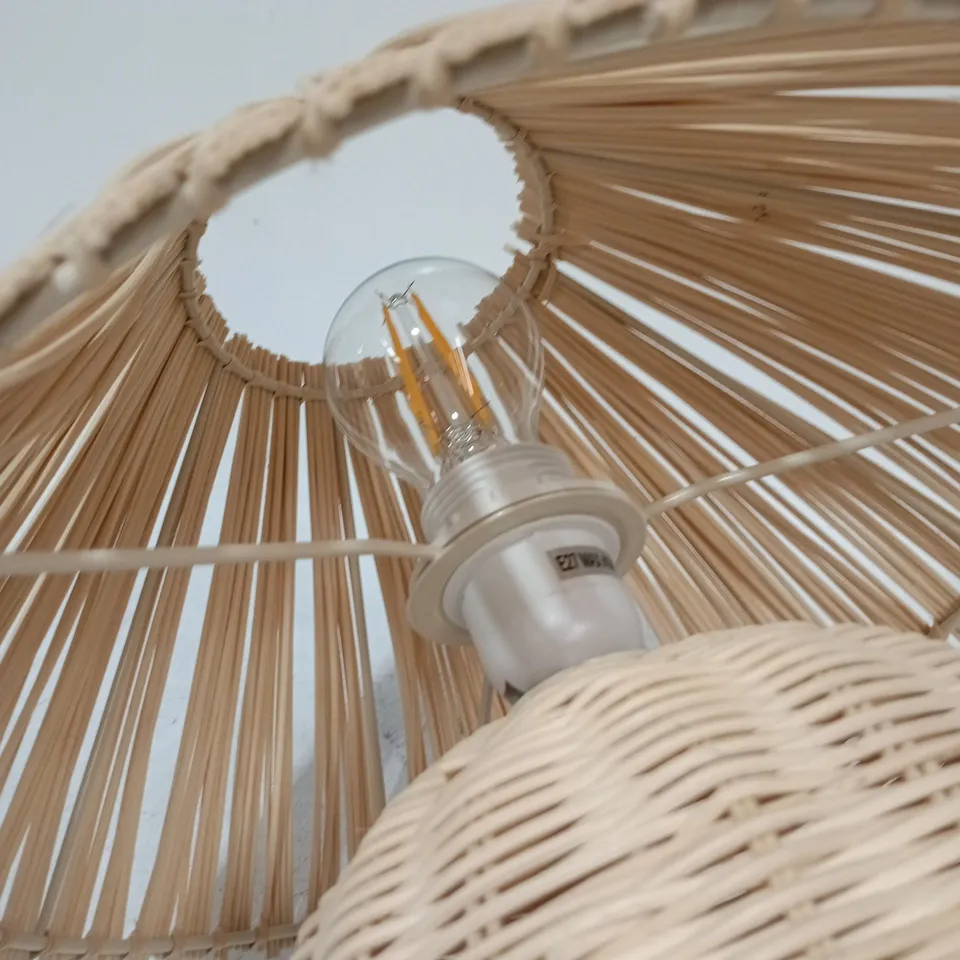 WICKER TABLE LAMP WITH SHADE - 35CM TALL
