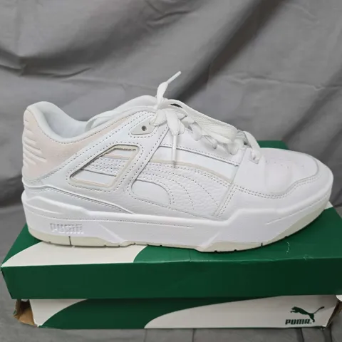 BOXED PAIR OF PUMA SLIPSTREAM TRAINERS IN WHITE - UK 7.5