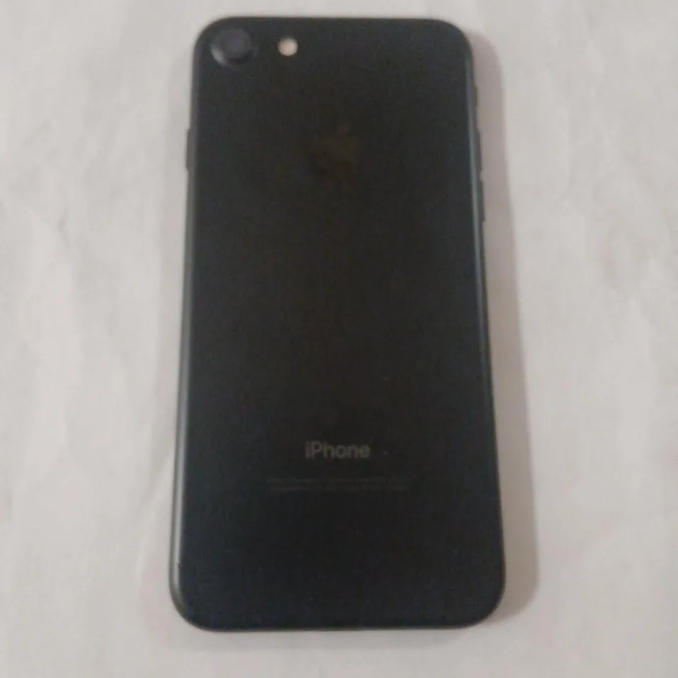APPLE IPHONE 4/4S BLACK – ACTIVATION-LOCKED 