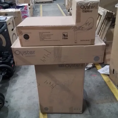 BOXED OYSTER 4 STROLLER SET // INCLUDES; STROLLER, CARRYCOT, I-SIZE BASE AND ACCESSORIES (3 BOXES)