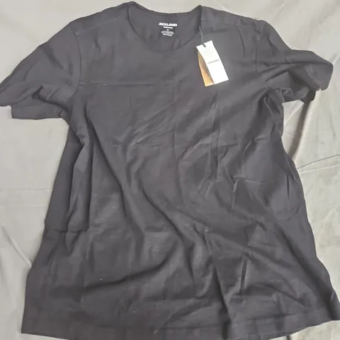 JACK & JONES ESSENTIALS T-SHIRT – BLACK, SIZE M