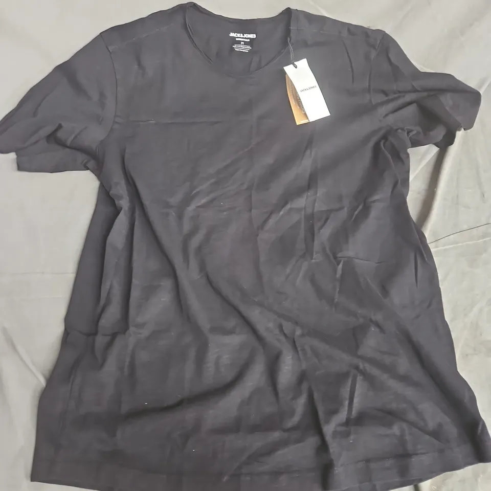 JACK & JONES ESSENTIALS T-SHIRT – BLACK, SIZE M