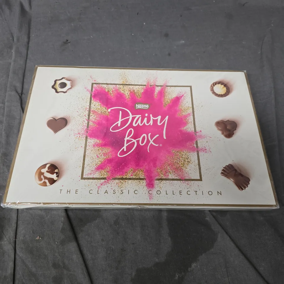 BOXED NESTLE DAIRY BOX THE CLASSIC COLLECTION 