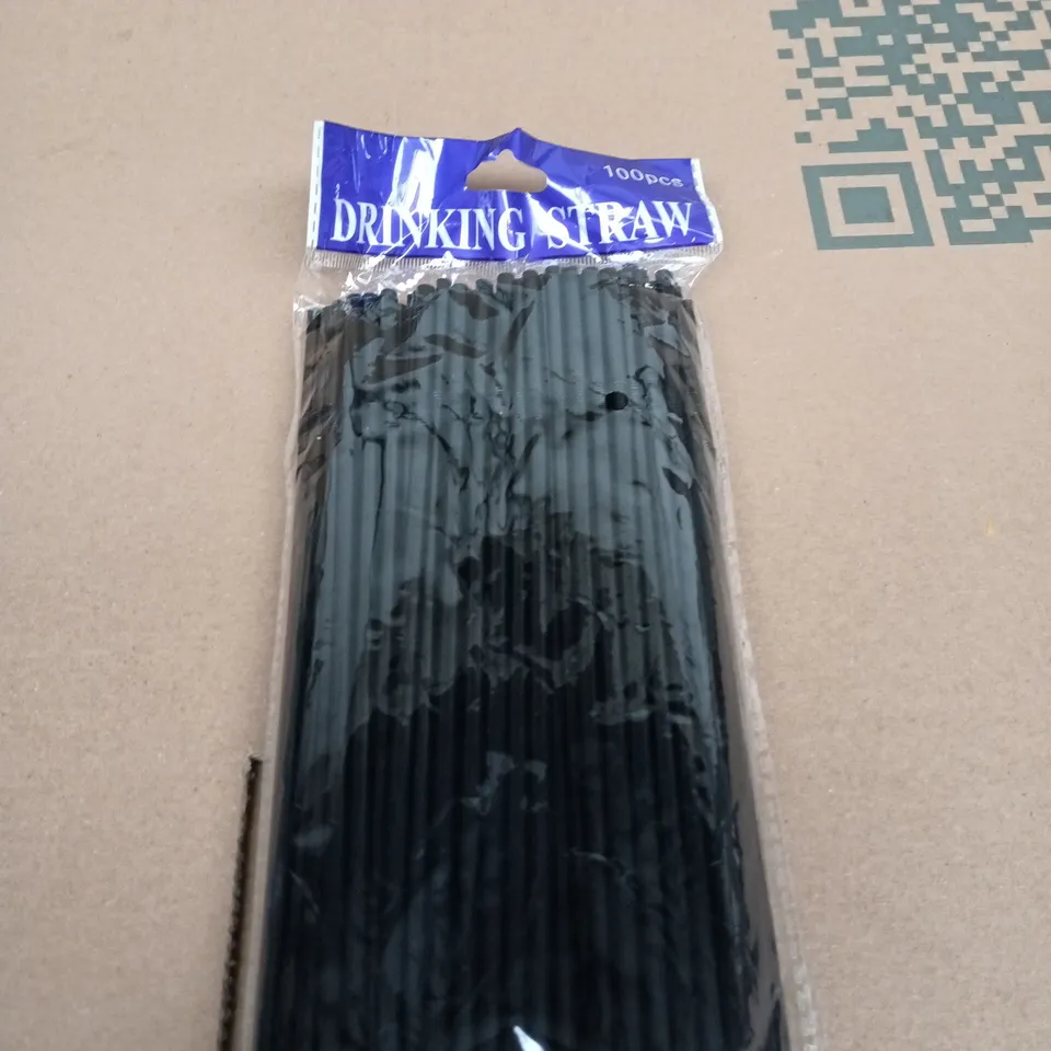 BOX OF APPROXIMATELY 10 ASSORTED GOODS INCLUDING PLASTIC RULERS, DRINKING STRAWS AND A DOOR HANDLE