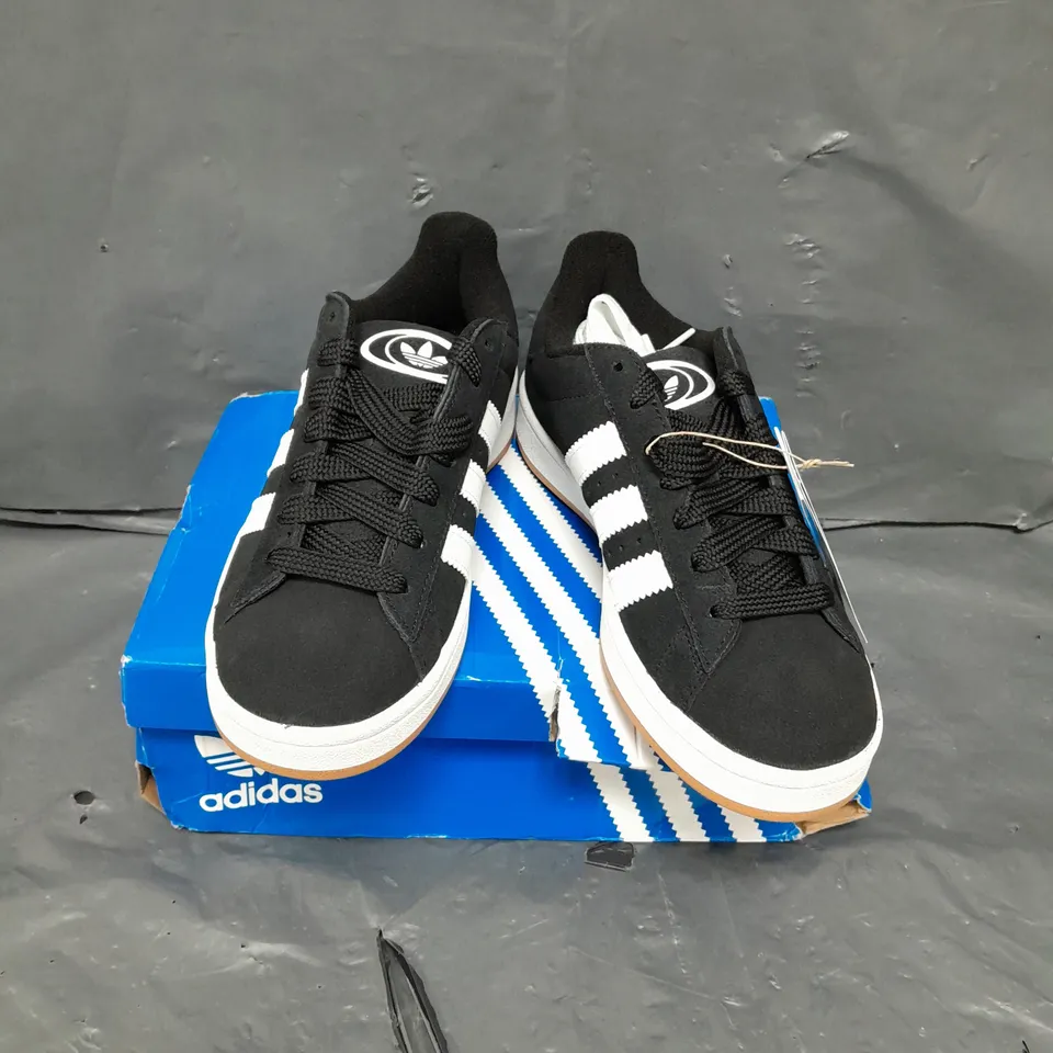 BOXED PAIR OF ADIDAS CAMPUS 00S CHILDRENS TRAINERS - 5