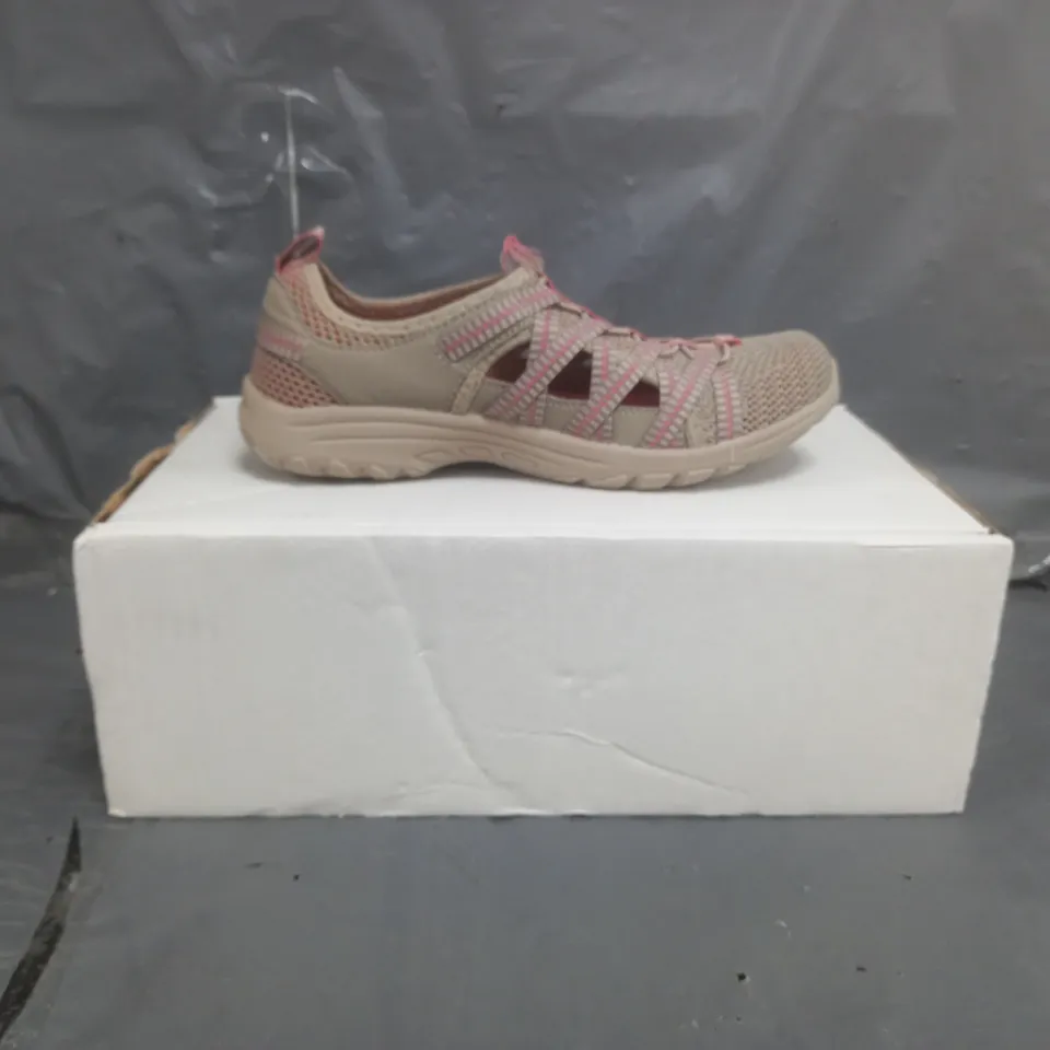 SKECHERS LUXE FOAM RELAXED FIT SHOES TAUPE SIZE 4