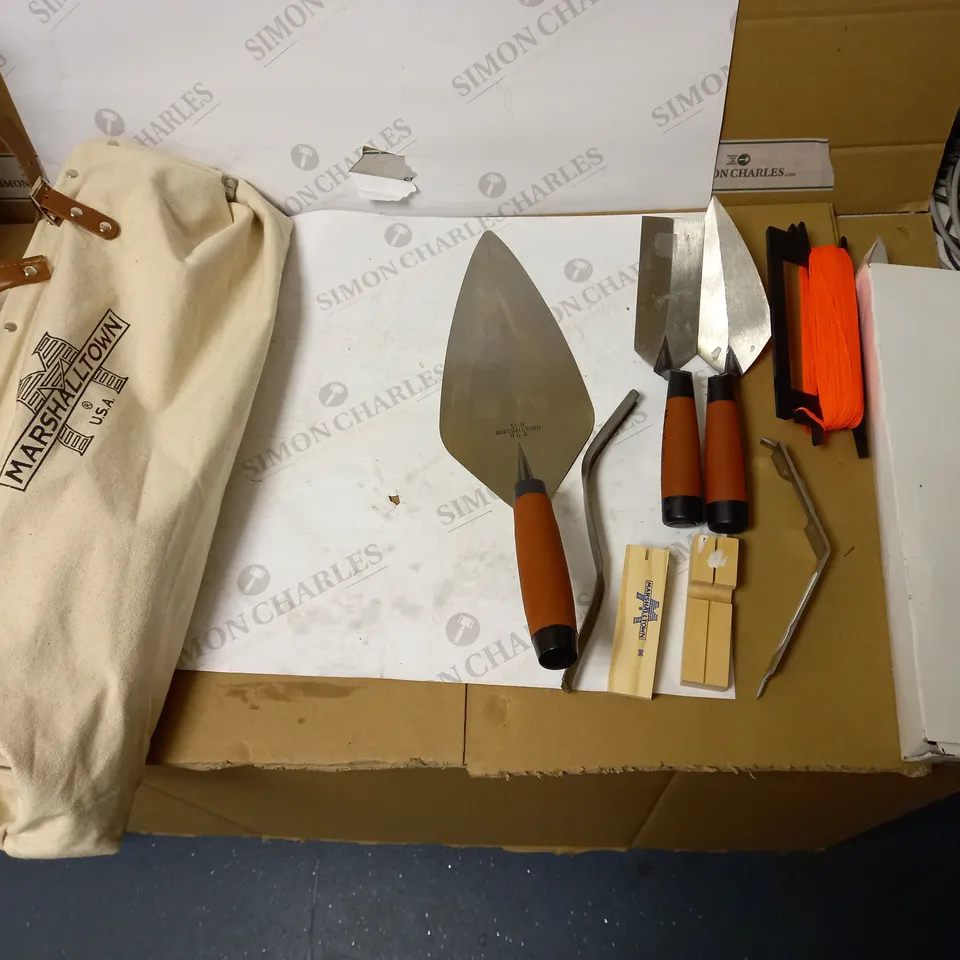 MARSHALLTOWN MASONRY TOOL SET WITH CANVAS TOOL BAG