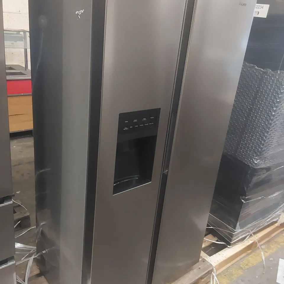 HAIER HSR5918DIMP AMERICAN-STYLE FRIDGE FREEZER - PLATINUM INOX