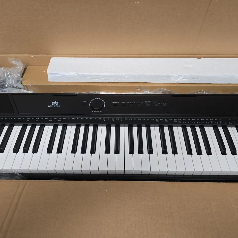 BOXED MU STAR ELECTRONIC PIANO 