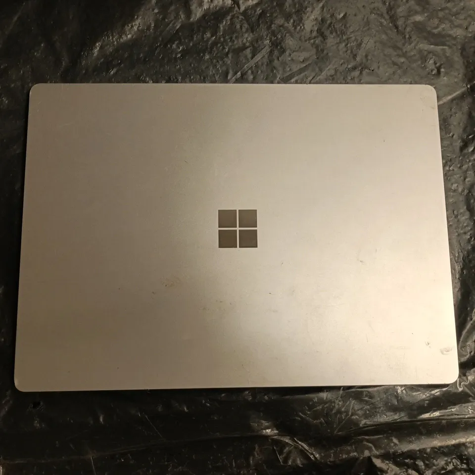 MICROSOFT SURFACE LAPTOP 1867