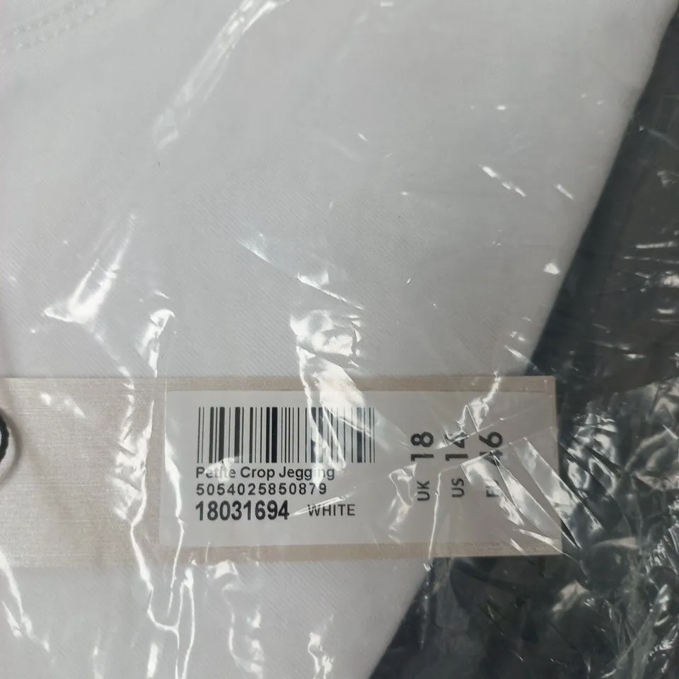 ROMAN PETITE CROP JEGGING – WHITE – UK 18 (US 14)