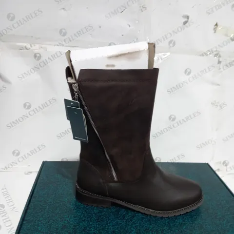 EMU AUSTRALIA YANCOAL LEATHER BOOT - BROWN SIZE 9