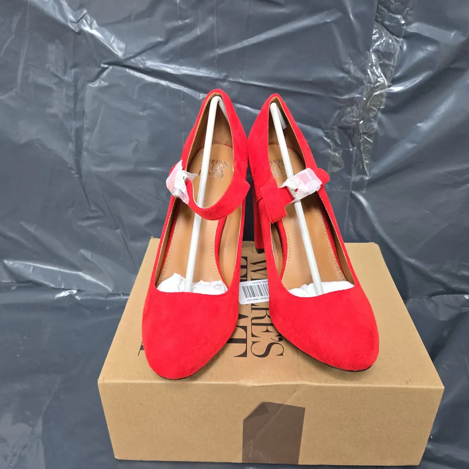 BOXED PAIR OF WHERES THAT FROM RED SUEDE HEELS - UK 8