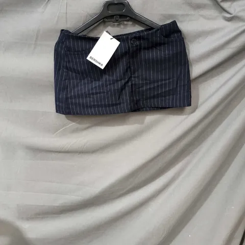 BERSHKA WOMEN'S NAVY PINSTRIPE SHORTS – SIZE S