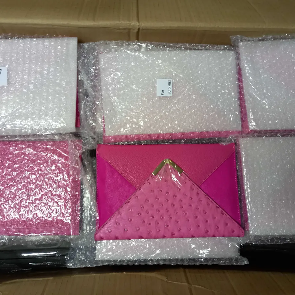 LOT OF APPROXIMATELY 40 ASSORTED TABLET CASES