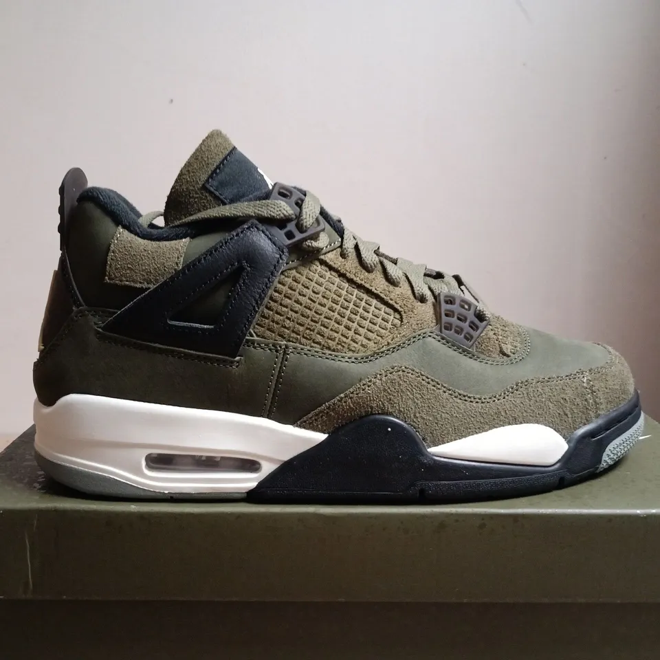 BOXED PAIR OF AIR JORDAN 4 RETRO SE CRAFT – OLIVE/PALE VANILLA - UK SIZE 9.5