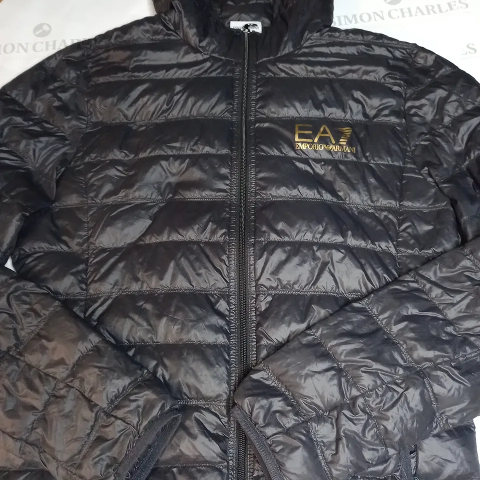 EMPORIO ARMANI BUBBLE COAT SIZE UNSPECIFIED