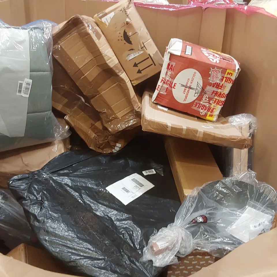 PALLET OF ASSORTED ITEMS INCLUDING: OUTDOOR KITCHEN TOY, GOVEELIFE SMART AIR PURIFIER 2, JOVIKIDS BOOSTER SEAT, WOODEN PET SOFA ECT